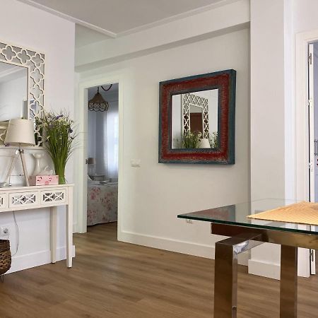Moderno Apartamento En Casco Historico Sewilla Zewnętrze zdjęcie