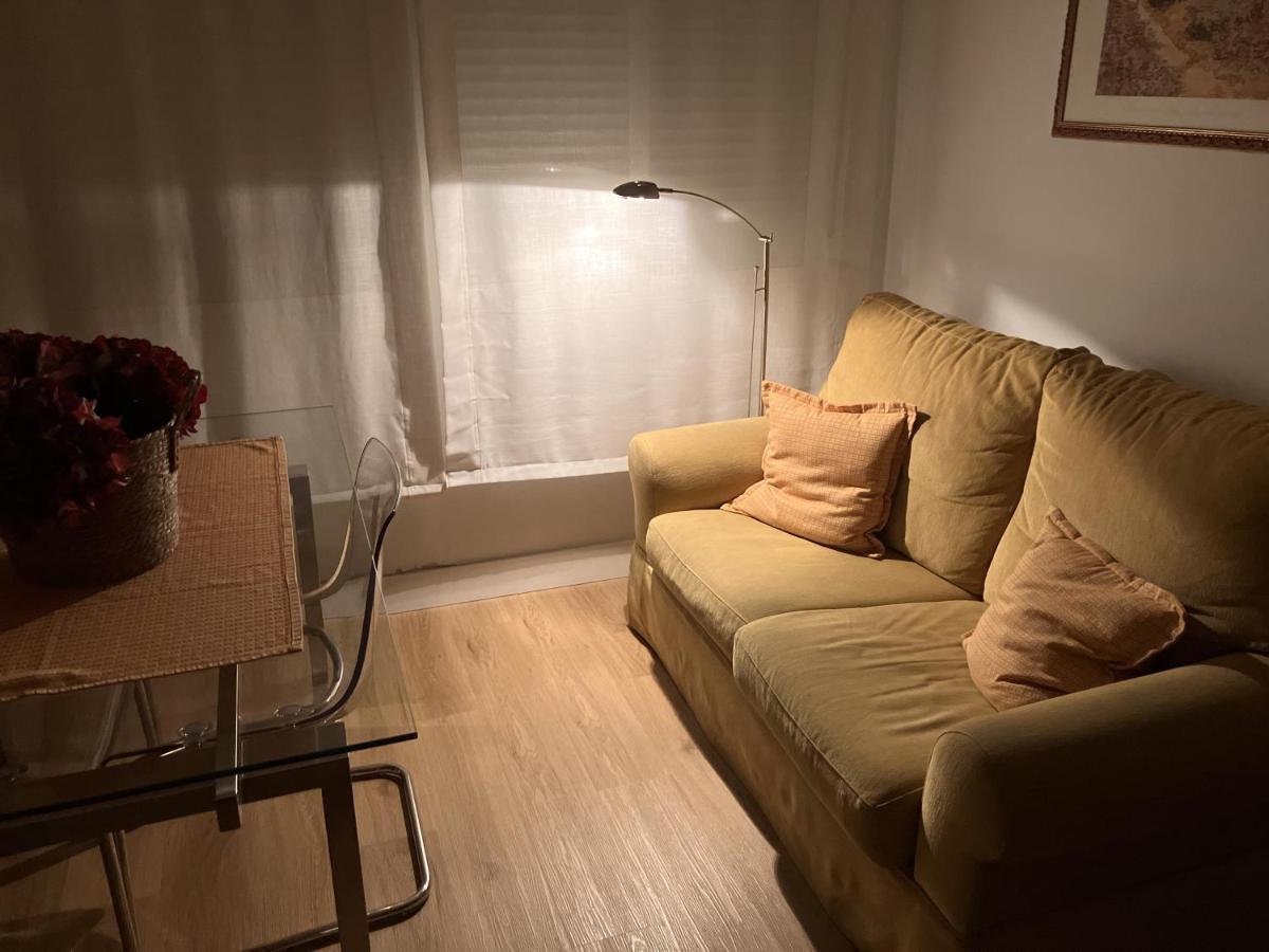 Moderno Apartamento En Casco Historico Sewilla Zewnętrze zdjęcie