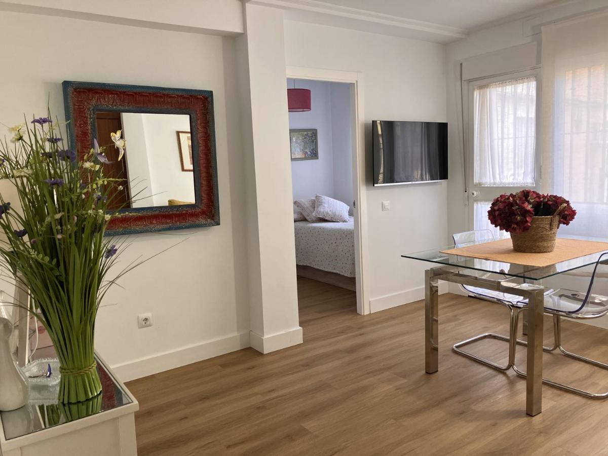 Moderno Apartamento En Casco Historico Sewilla Zewnętrze zdjęcie