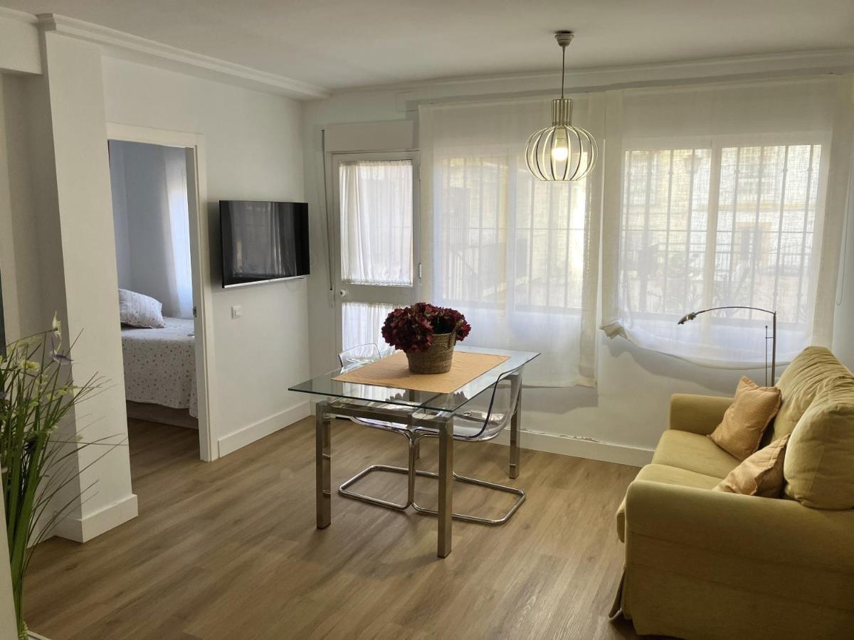 Moderno Apartamento En Casco Historico Sewilla Zewnętrze zdjęcie