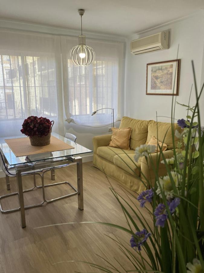 Moderno Apartamento En Casco Historico Sewilla Zewnętrze zdjęcie