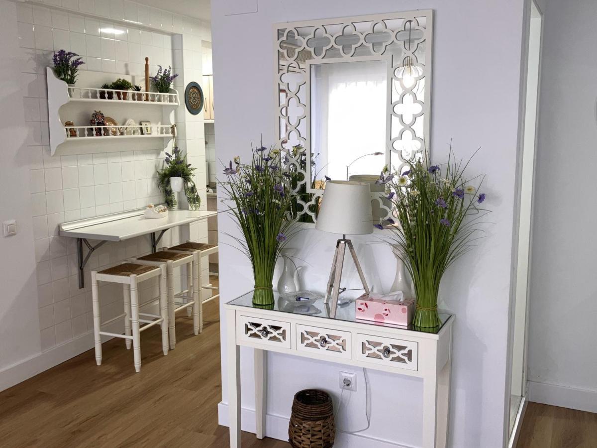 Moderno Apartamento En Casco Historico Sewilla Zewnętrze zdjęcie
