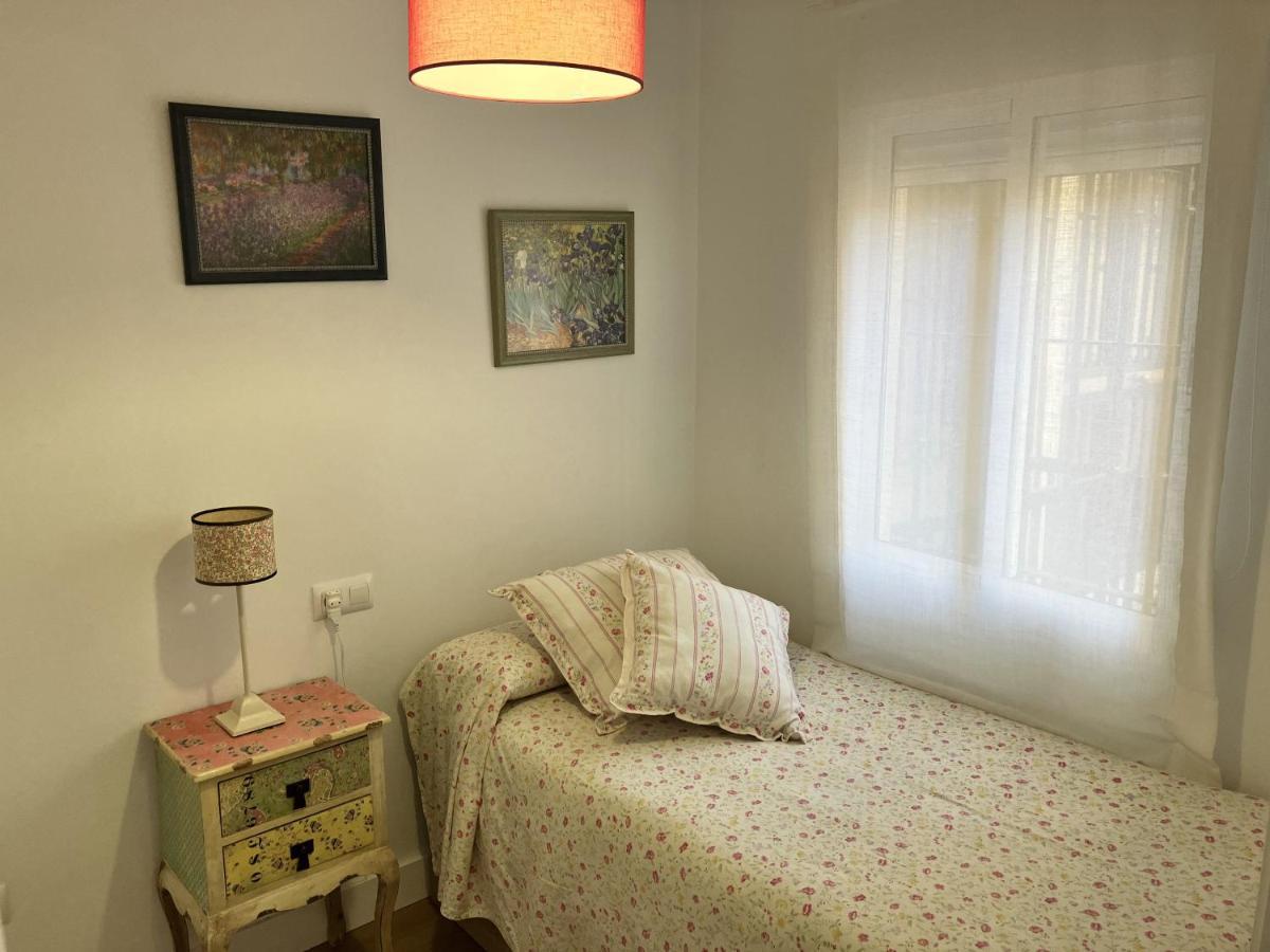 Moderno Apartamento En Casco Historico Sewilla Zewnętrze zdjęcie